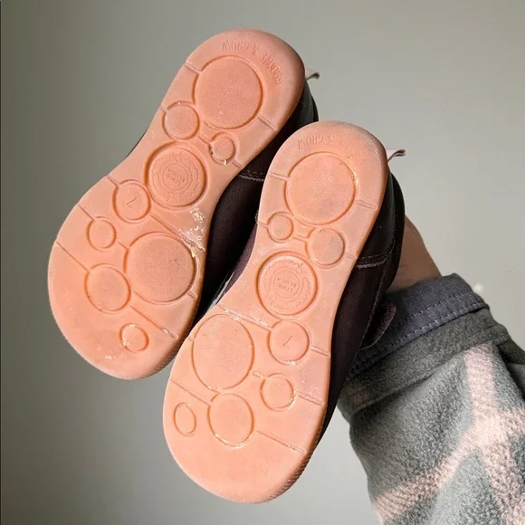 Livie & Luca Baby Shoes Brown Hook & Loop Fasten Cushioned Collar size 23/US7 - Picture 3 of 13